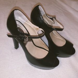 Michael Kors Open Toe black leather Pumps